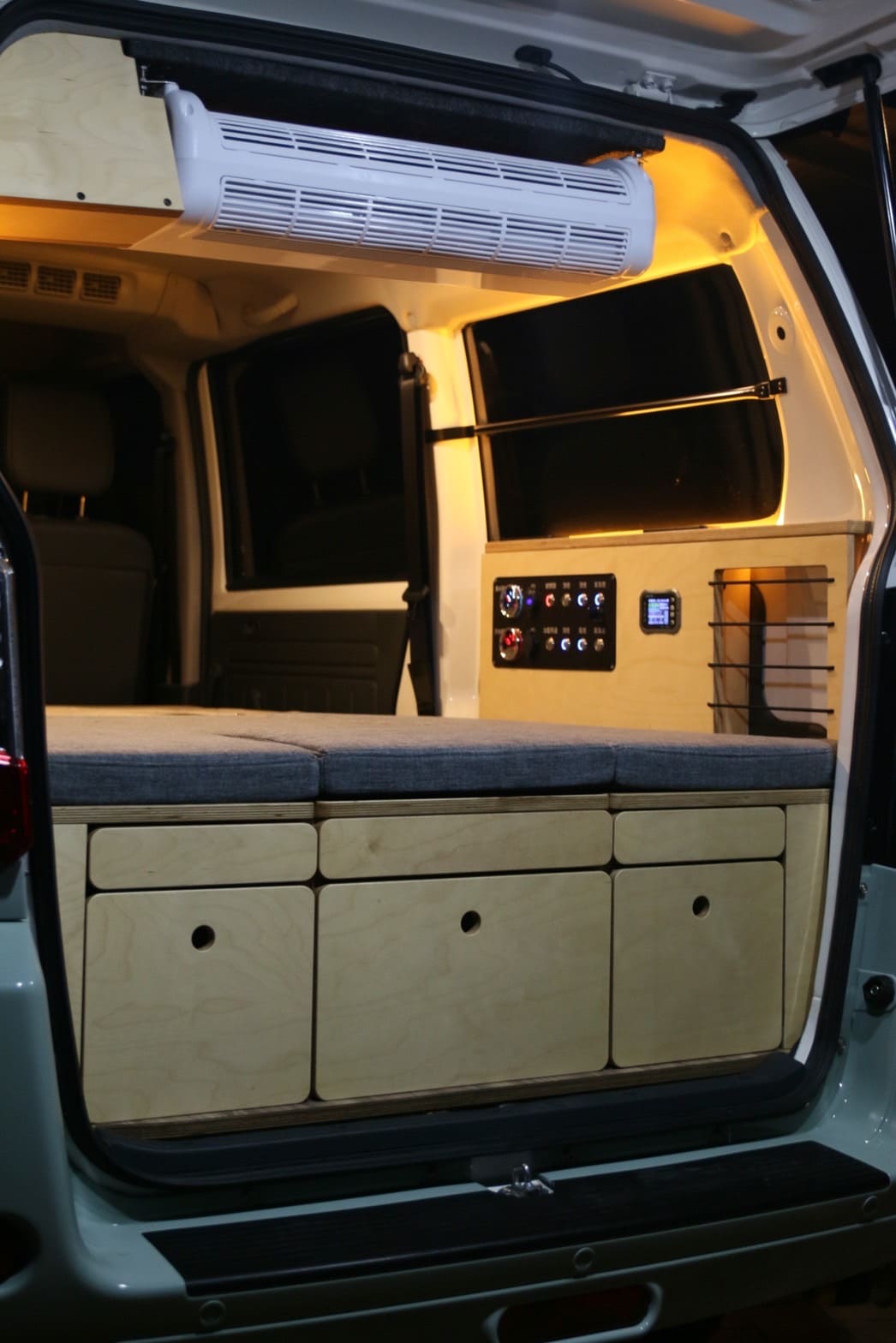 A180-快樂版內裝1