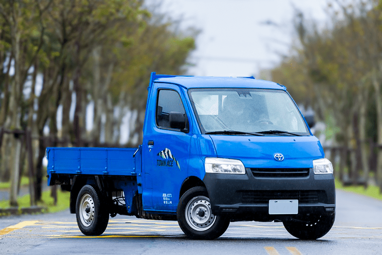 TOYOTA TOWN ACE