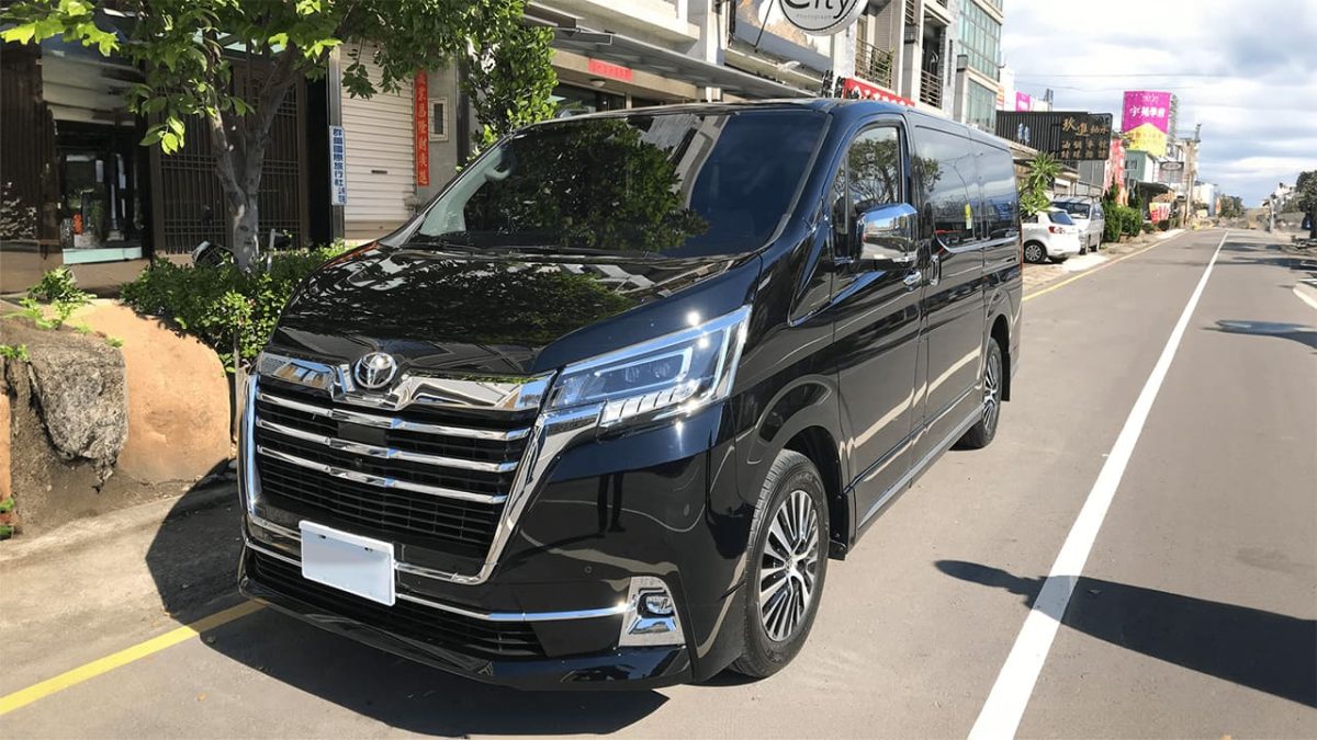 Toyota Granvia 商務車