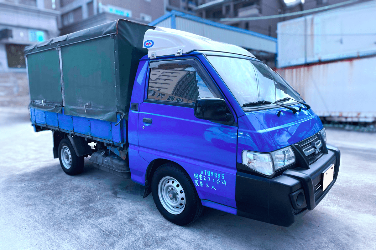 中華得利卡 2.71T