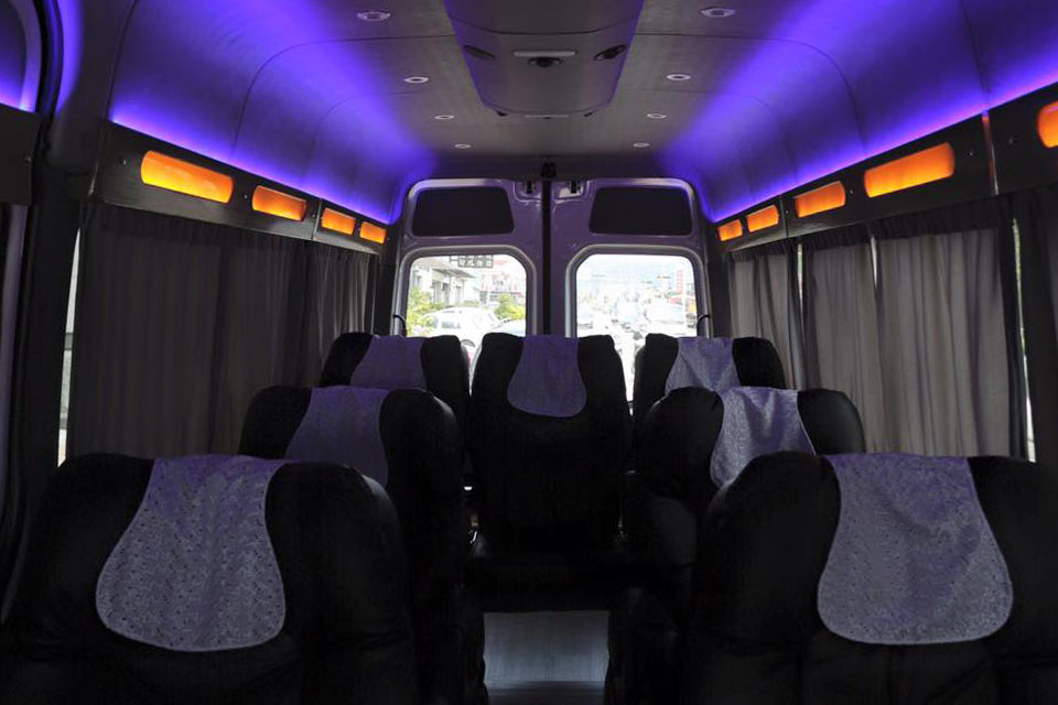 豪華保母車 Volkswagen Crafter 2015 內裝