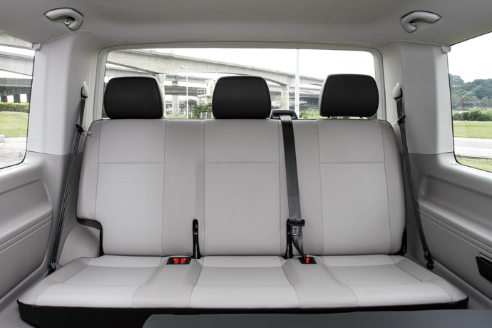 Volkswagen T6 內裝